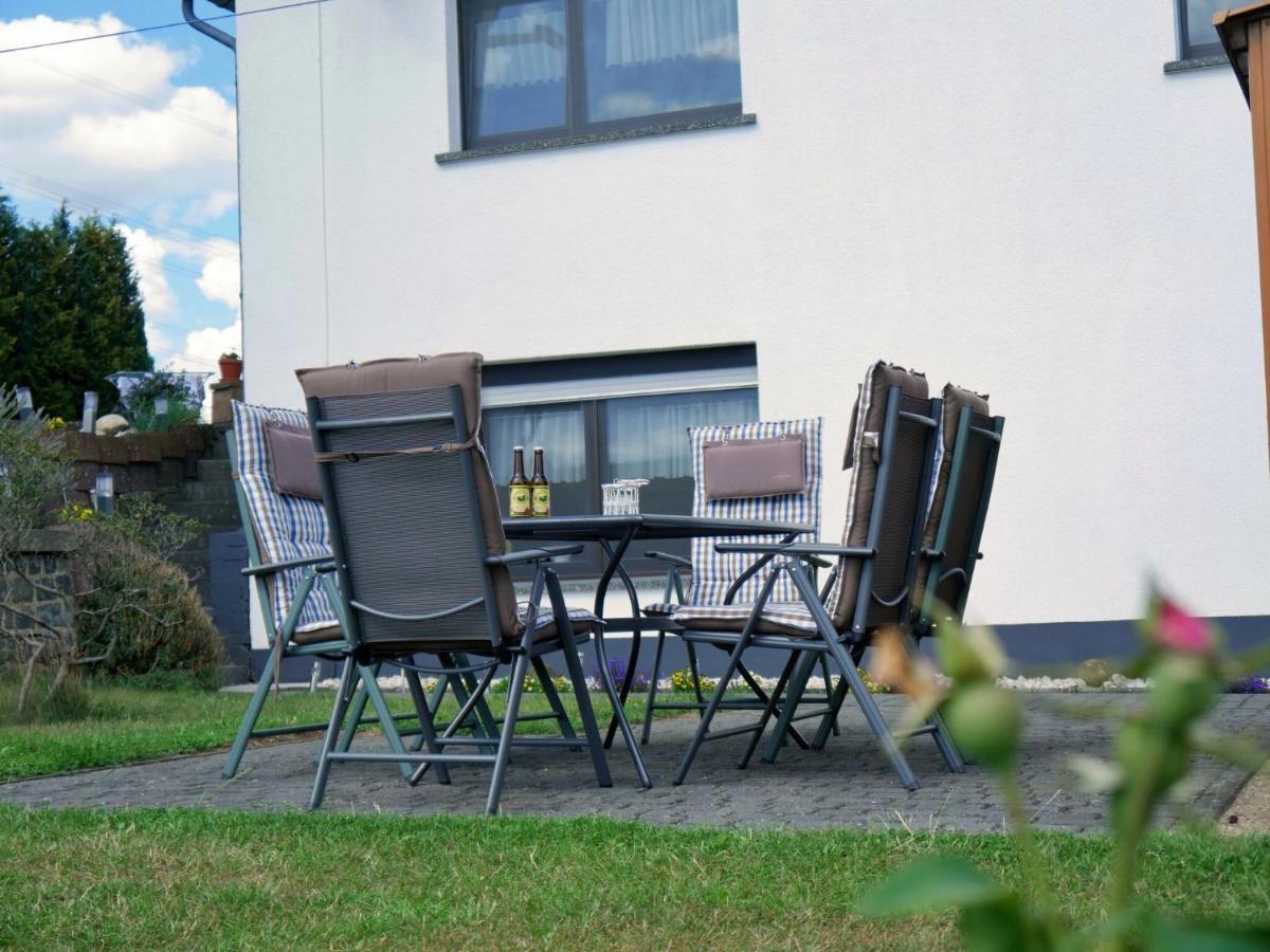 Beautiful Holiday Home Ideal For Hikers Kleinlangenfeld Eksteriør bilde