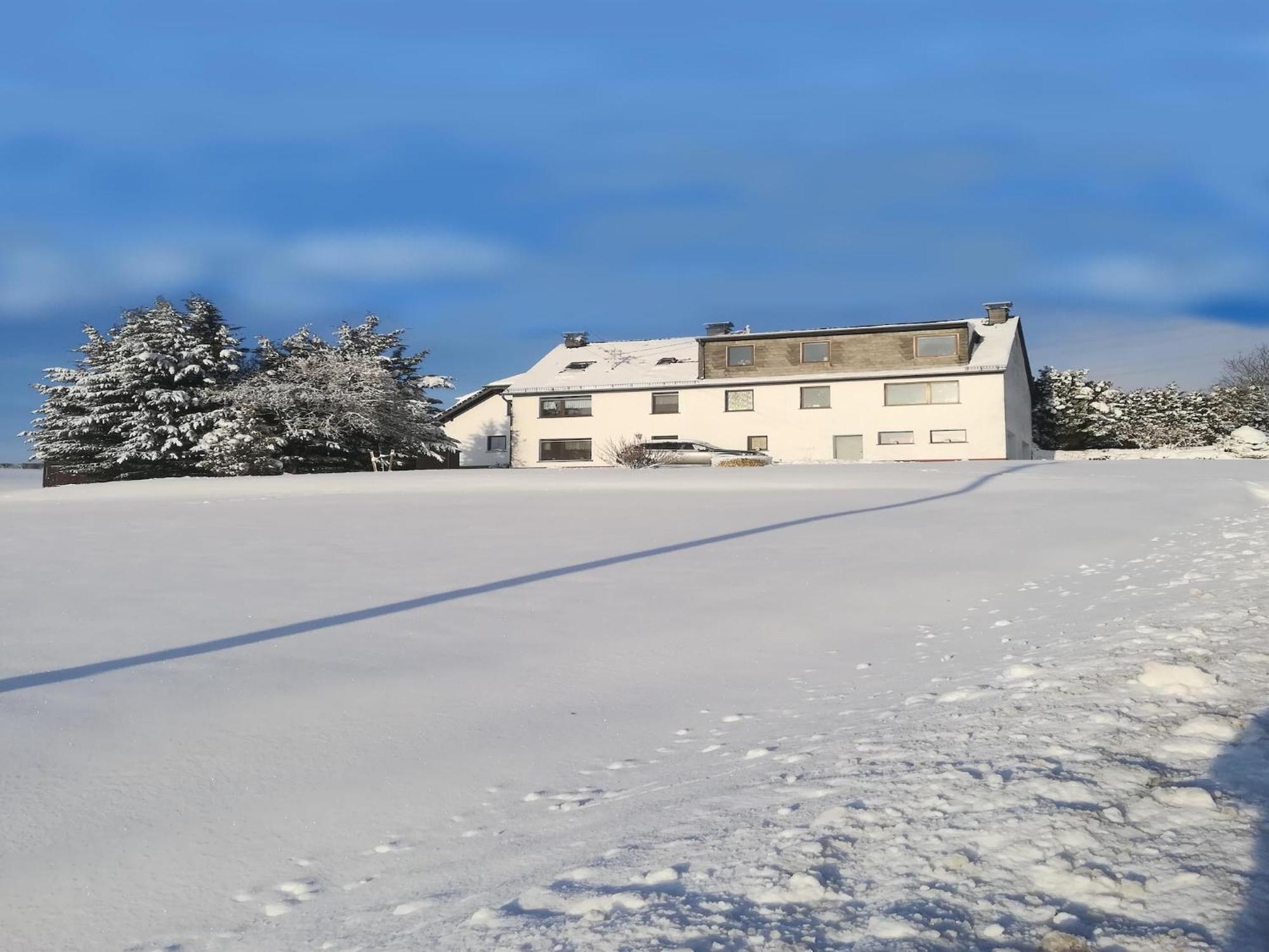 Beautiful Holiday Home Ideal For Hikers Kleinlangenfeld Eksteriør bilde