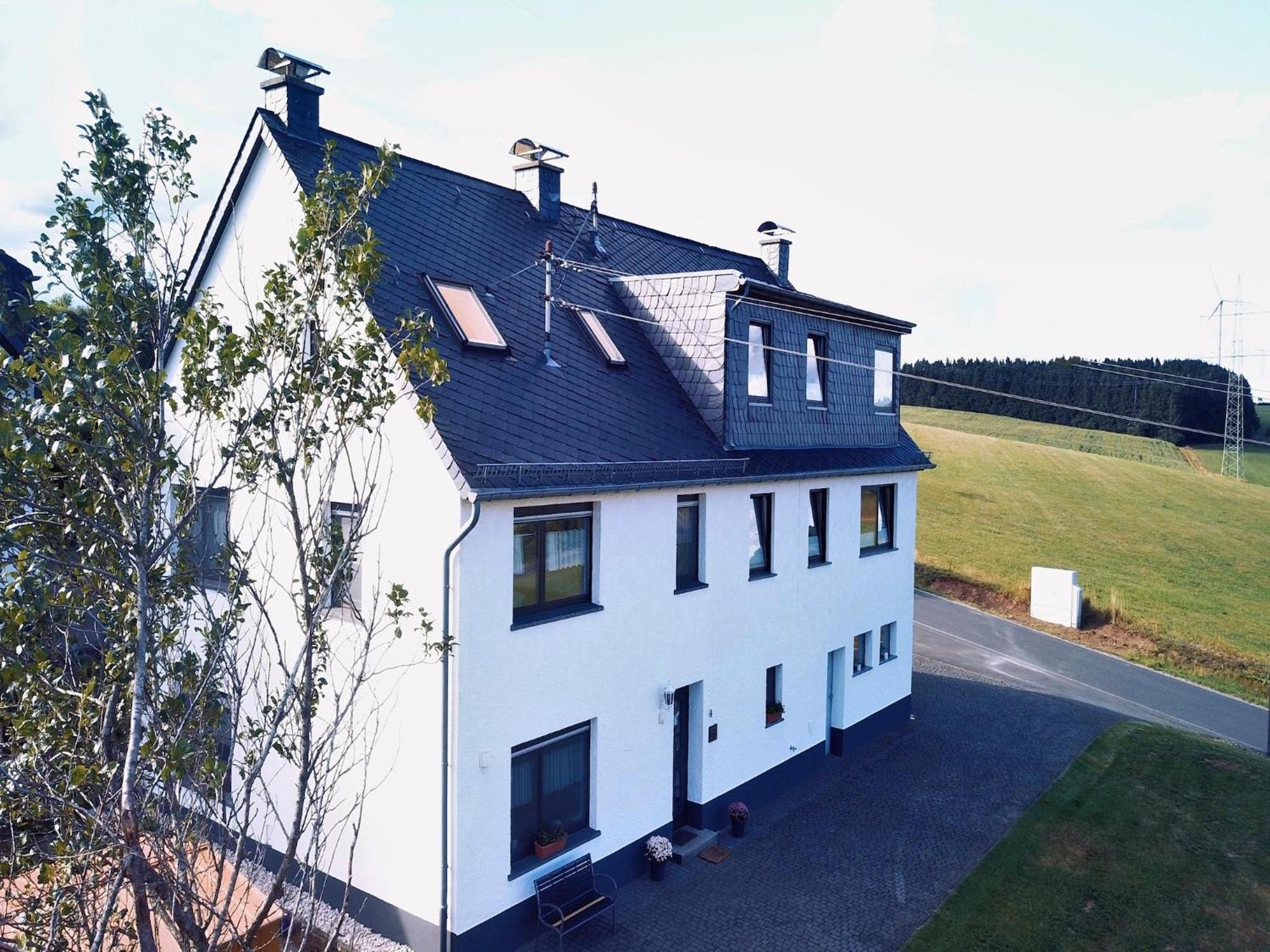 Beautiful Holiday Home Ideal For Hikers Kleinlangenfeld Eksteriør bilde